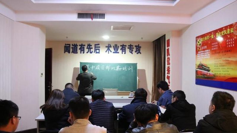 上海成人高考成绩查询：轻松掌握，顺利了解你的成绩